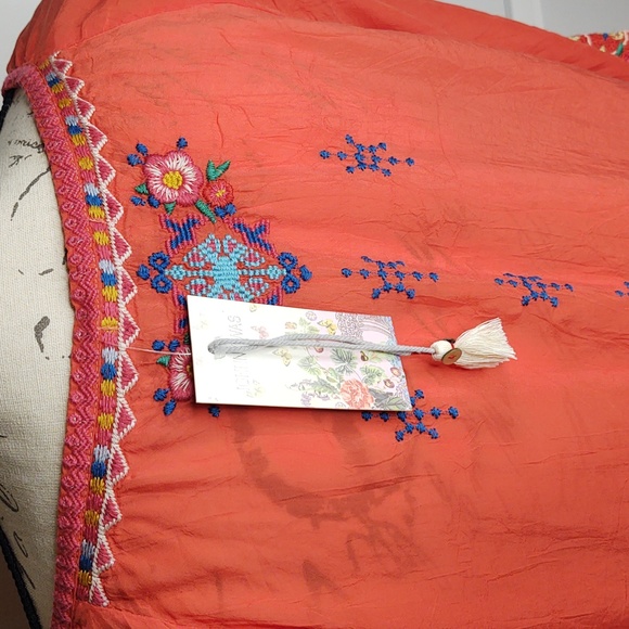 Johnny Was🪸Muna Blouse in Sunrise 🌅, size Large 🆕 - Picture 11 of 14